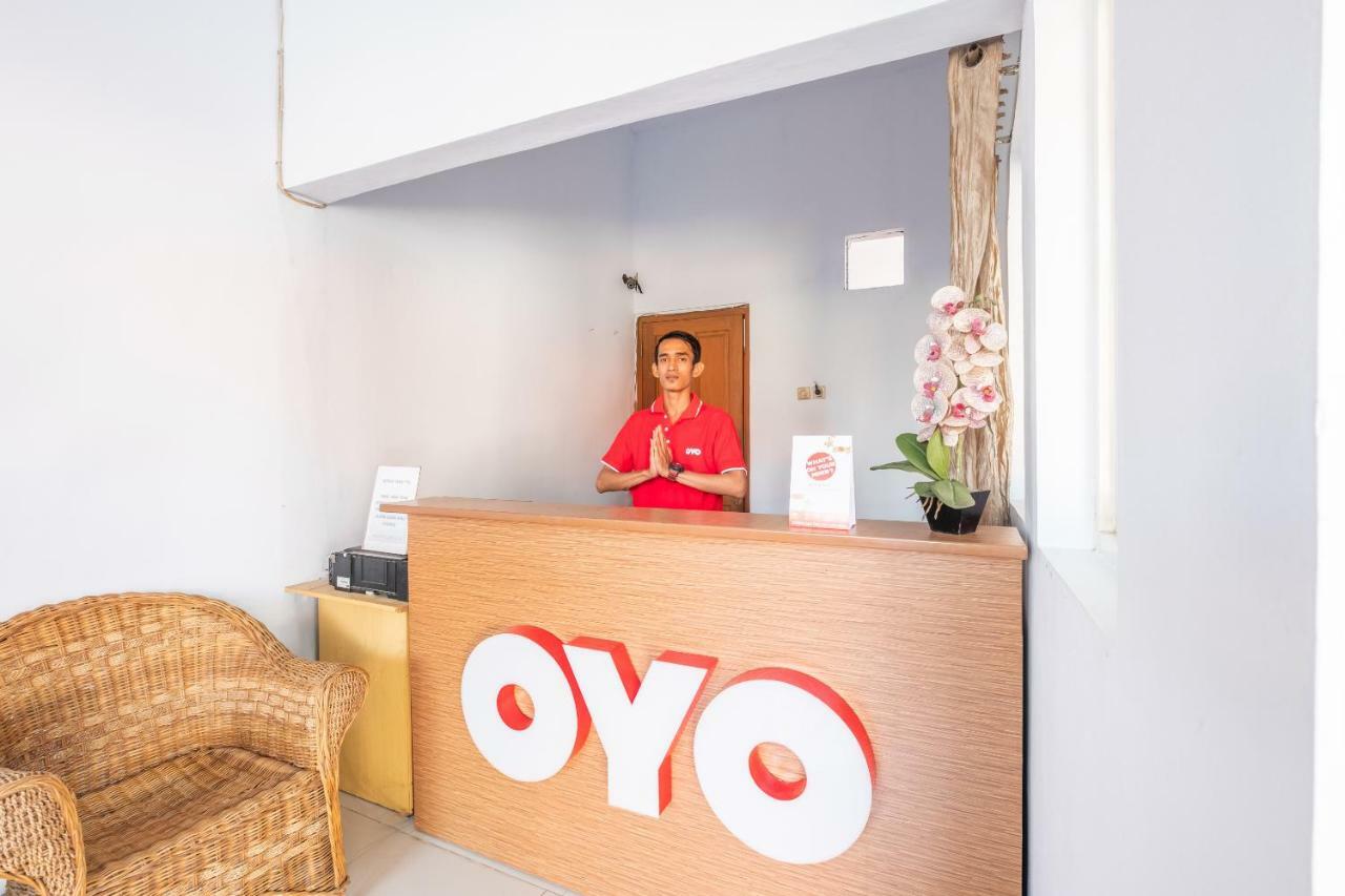Oyo 863 Tenacity Guest House Syariah Cirebon Kültér fotó